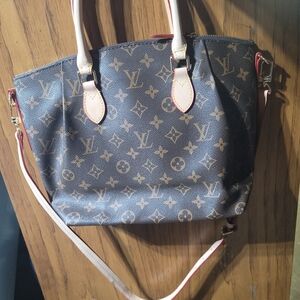 Remake LV purse